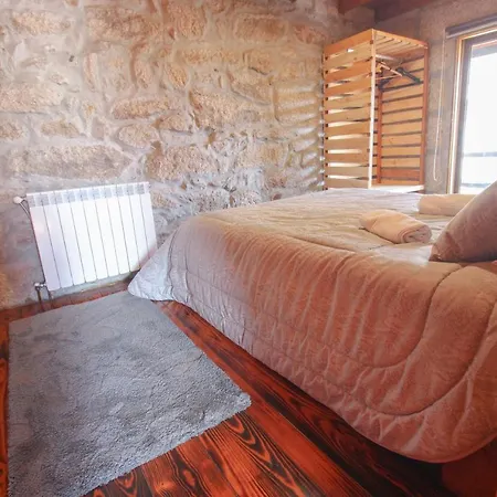 Casa Viade Montalegre